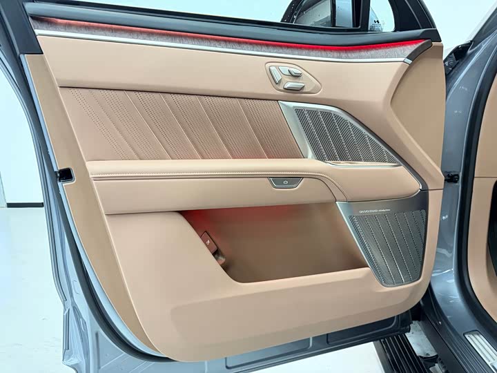 Nio Onvo L90 2025 2025款 Ultra 六座版