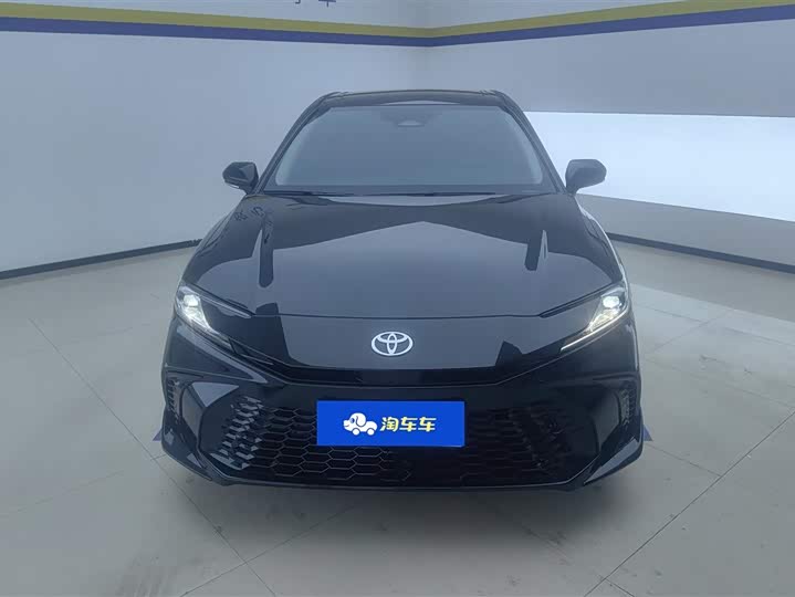 Toyota Camry 2026 2026款 双擎 2.0HSE 运动Lite版