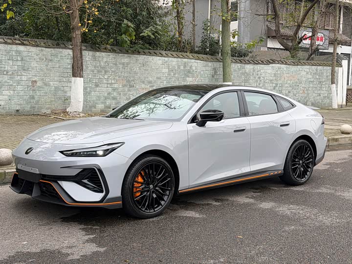 Changan UNI-V 2025 2025款 第三代 1.5T 500Bar尊贵运动型