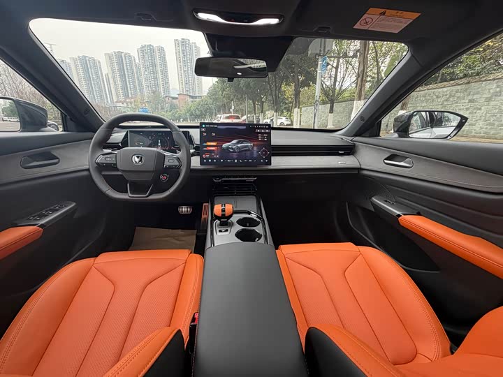 Changan UNI-V 2025 2025款 第三代 1.5T 500Bar尊贵运动型