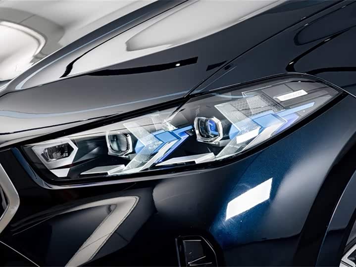 BMW X6 2023 2023款 xDrive40i 尊享型 M运动套装