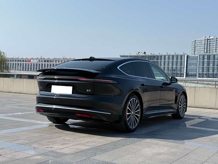 2025 Nio ET9