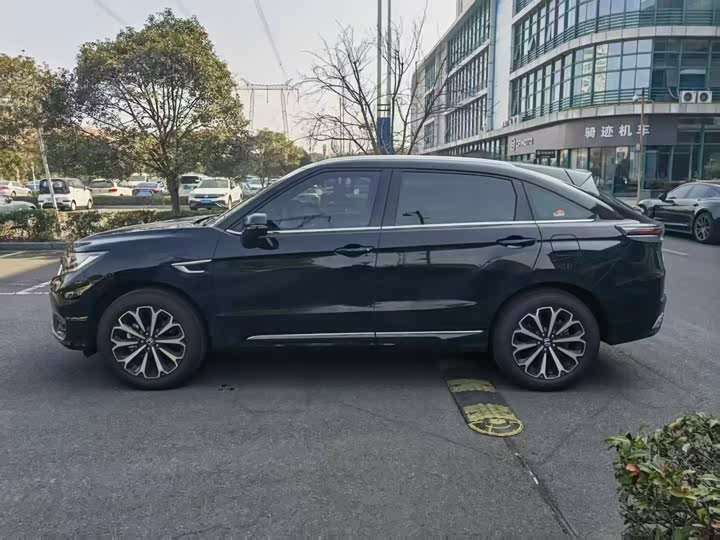 Honda UR-V 2023 2023款 370TURBO 四驱尊耀版