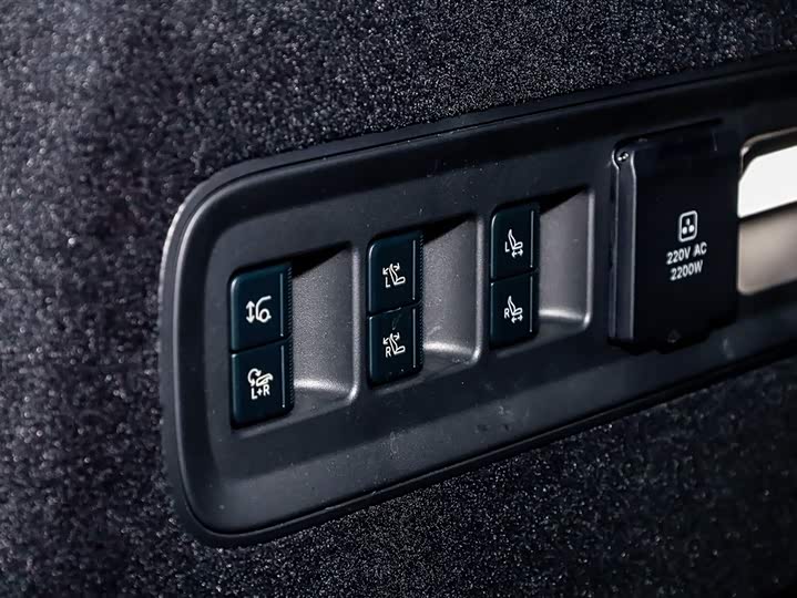 Zeekr 9X 2025 2025款 Ultra版 55kWh