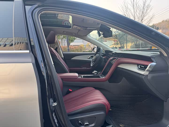 Hongqi H5 2025 2025款 1.5T DCT旗韵版