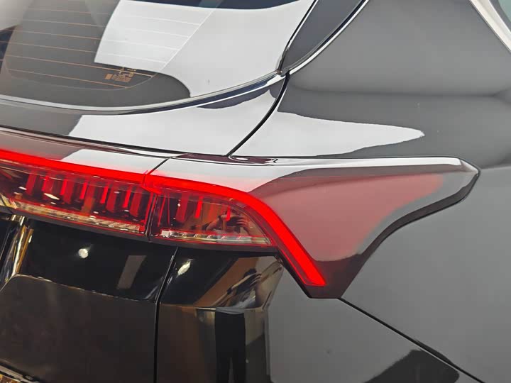 Jetour X70 Plus 2025 2025款 冠军版 1.5T DCT冠军MAX+ 5座