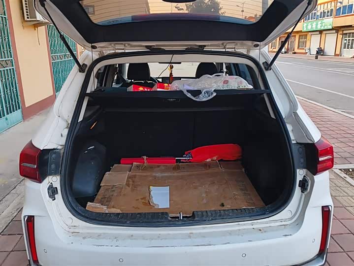 Bestune T33 2021 2021款 1.2T 手动豪华型