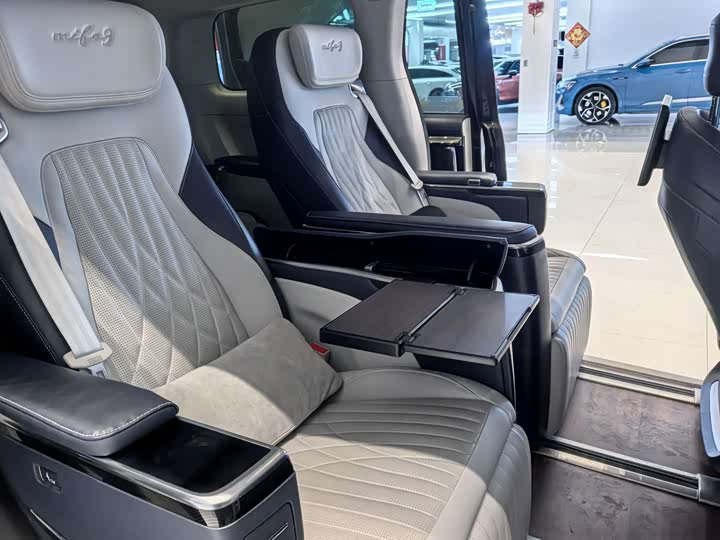 Maxus Mifa 9 2022 2022款 长续航 高山六座版