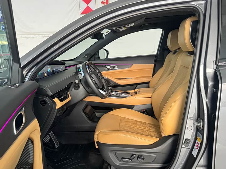 Changan UNI-K 2021 2021款 2.0T 尊贵型