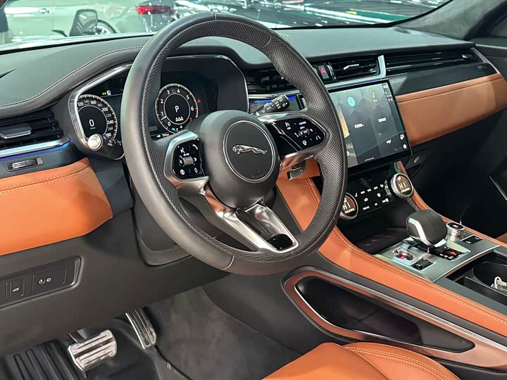 Jaguar F-Pace 2025 2025款 P400 SPORT