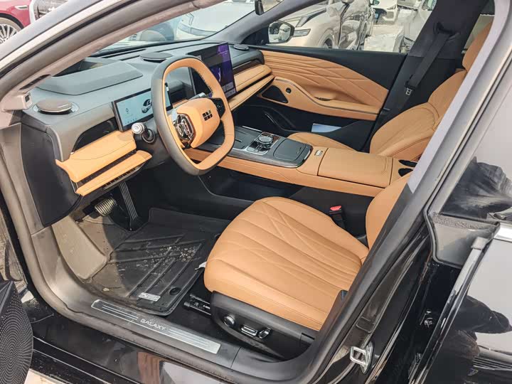 Geely Galaxy Starshine 8 EM-i 2025 2025款 130km EM-i 尊贵版