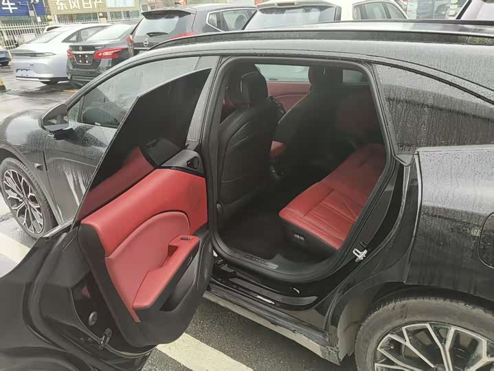 Zeekr 007 GT 2025 2025款 后驱智驾版 75kWh