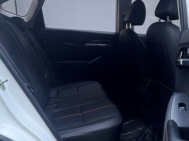 Kia KX3 2021 2021款 1.5L CVT潮流版