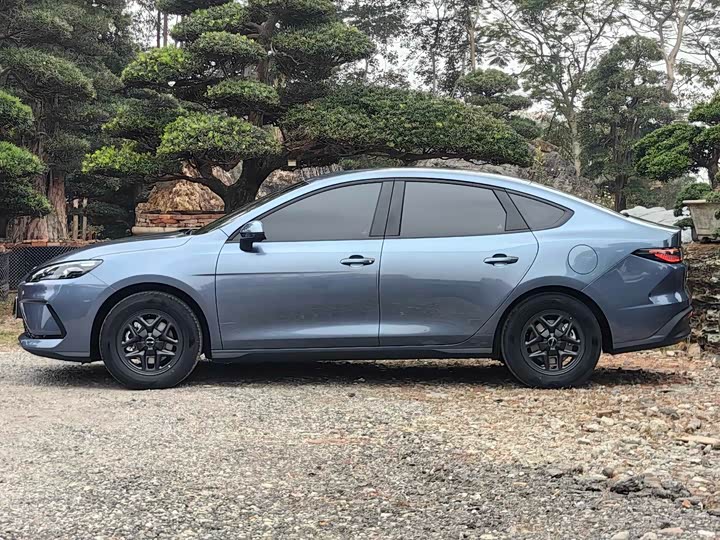 BYD Seal 05 DM-i Hybrid 2025 2025款 DM-i 智驾版 55KM豪华型