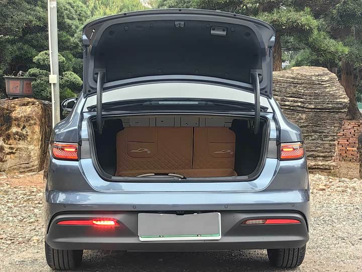 BYD Seal 05 DM-i Hybrid 2025 2025款 DM-i 智驾版 55KM豪华型