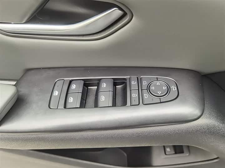 BYD Song Pro Hybrid 2025 2025款 第二代 智驾版 DM-i 115KM超越型