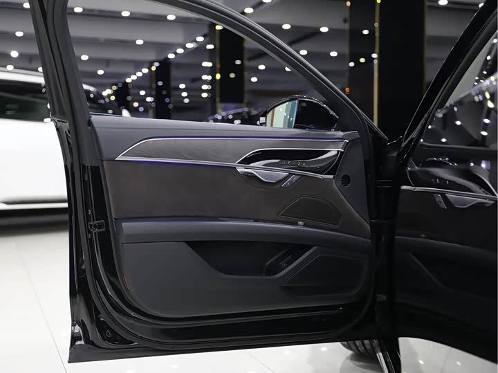 Audi A8 2025 2025款 A8L 45 TFSI quattro 豪华型