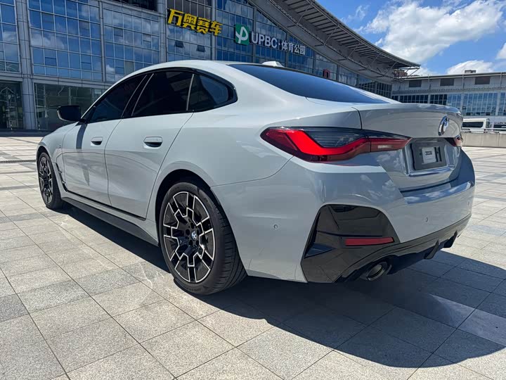 BMW 4 Series 2024 2024款 430i Gran Coupe M运动曜夜套装