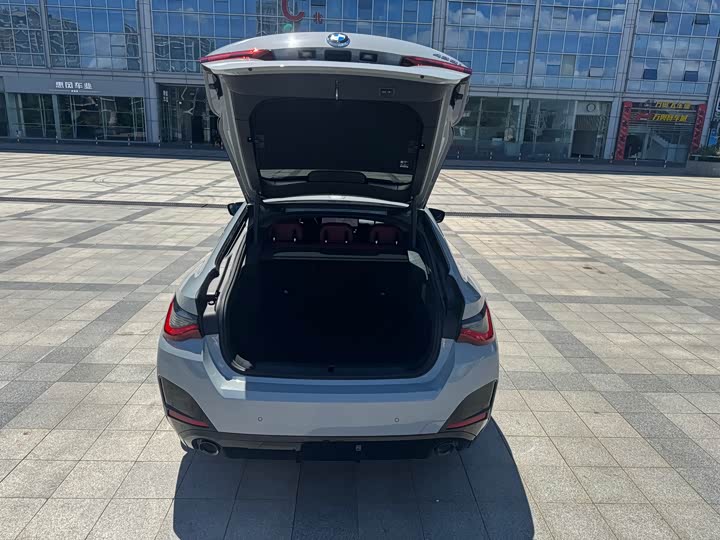 BMW 4 Series 2024 2024款 430i Gran Coupe M运动曜夜套装