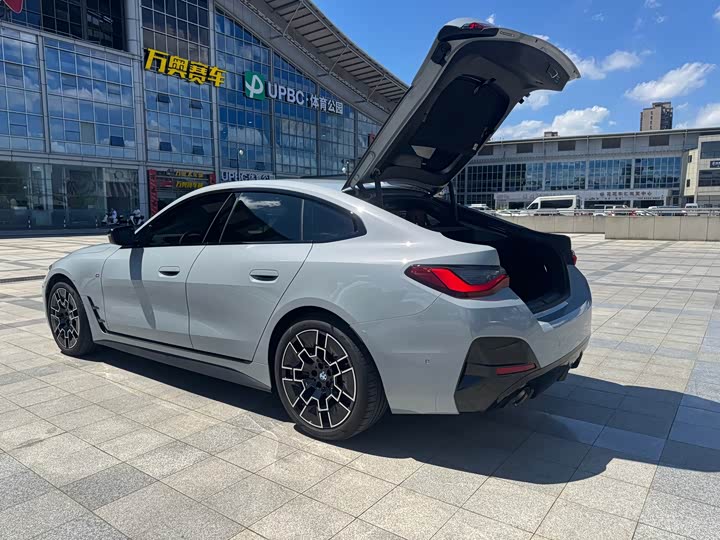BMW 4 Series 2024 2024款 430i Gran Coupe M运动曜夜套装