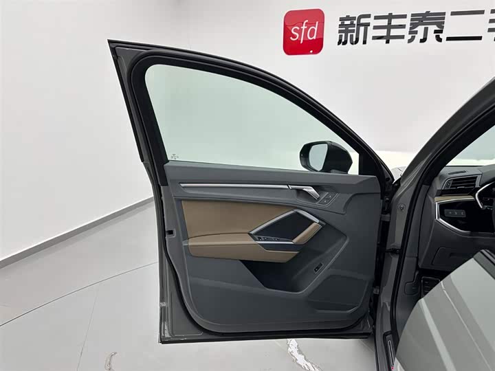 Audi Q3 2024 2024款 40 TFSI 时尚动感型上市特别版