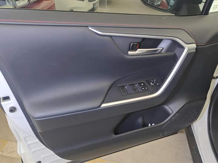 Toyota RAV4 Hybrid 2021 2021款 2.5L 四驱旗舰Pro