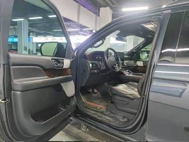 Lincoln Navigator 2022 2022款 3.5T 尊耀版