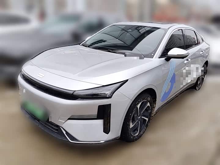 Geely Galaxy L6 2025 2025款 EM-i 140km 星舰版