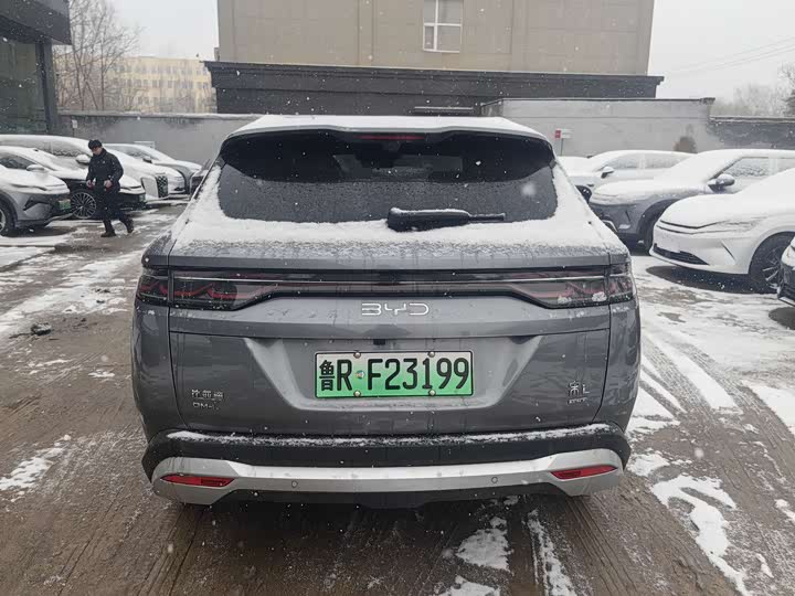 BYD Song L DM-i Hybrid 2025 2025款 智驾版 112km 超越型