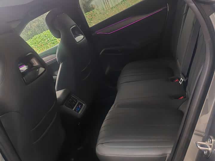 BYD Song L 2025 2025款 智驾版 662km 激光雷达卓越型