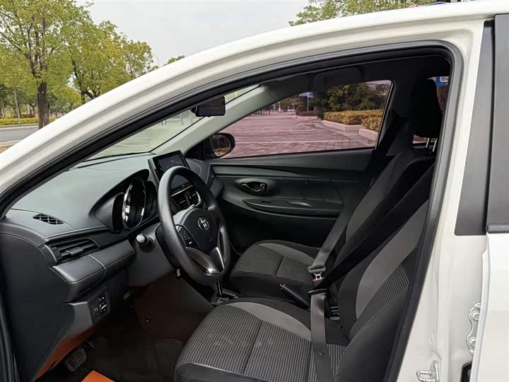 Toyota Vios 2022 2022款 1.5L 20周年纪念版