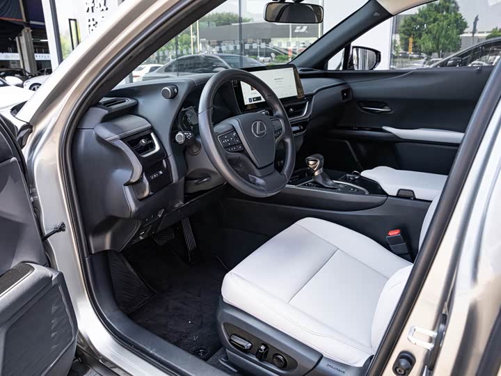 Lexus UX 2022 2022款 260h 探·酷版