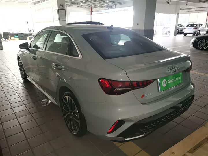 Audi A3 2025 2025款 A3L Limousine 35TFSI 飞驰尊享型 +豪华臻选包