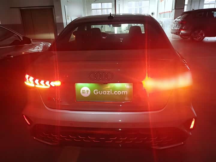 Audi A3 2025 2025款 A3L Limousine 35TFSI 飞驰尊享型 +豪华臻选包