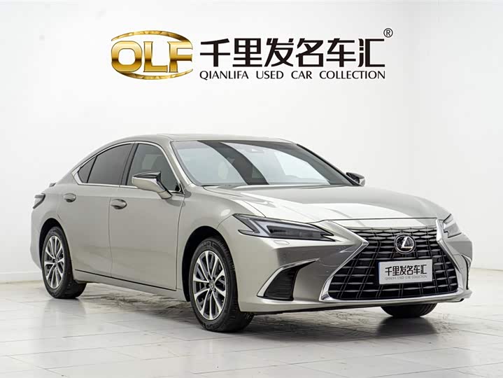 Lexus ES 2025 2025款 300h 臻享版