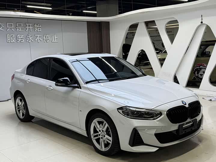 BMW 1 Series 2023 2023款 120i M运动曜夜版
