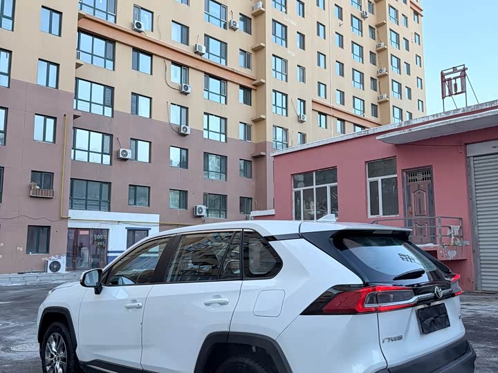 Toyota Wildlander 2024 2024款 2.0L CVT两驱都市版