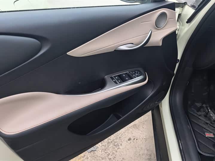 BYD Dolphin 2025 2025款 智驾版 420km 自由版