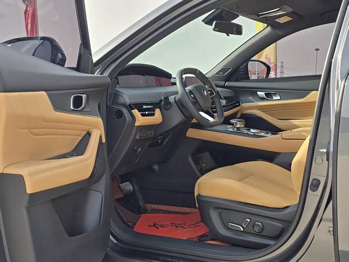 Changan UNI-K 2023 2023款 2.0T 两驱悦尚型