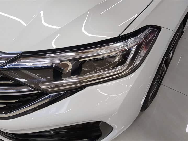 Volkswagen Sagitar L 2025 2025款 300TSI DSG超越版