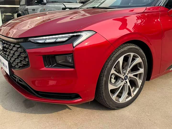 Ford Mondeo 2025 2025款 2.0T EcoBoost 至尊型
