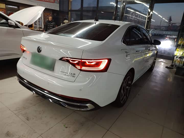 Volkswagen Sagitar L 2024 2024款 300TSI DSG超越版