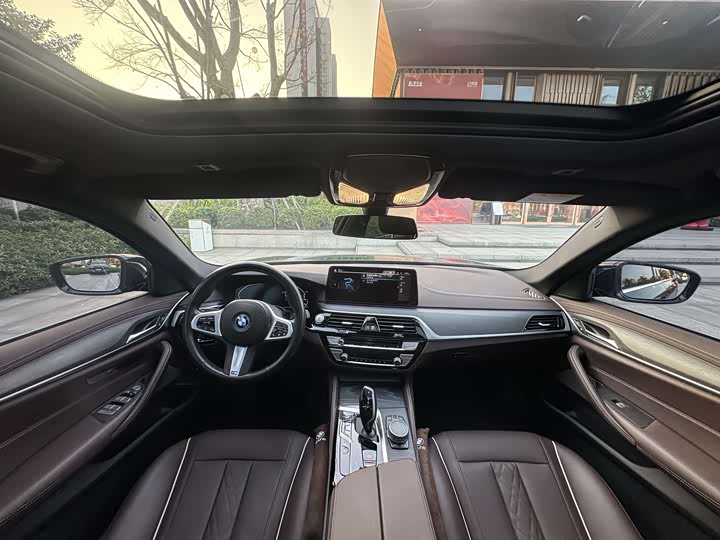 BMW 5 Series Hybrid 2022 2022款 改款 535Le M运动套装