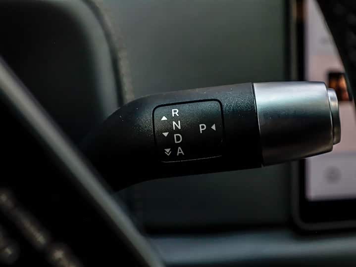 LiXiang L8 2025 2025款 Pro 智能焕新版