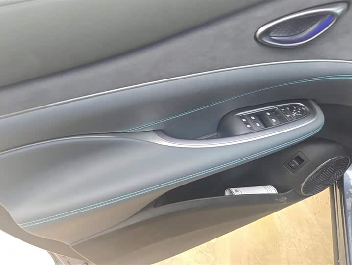 BYD Sea Lion 07 DM-i Hybrid 2025 2025款 150 领航+版