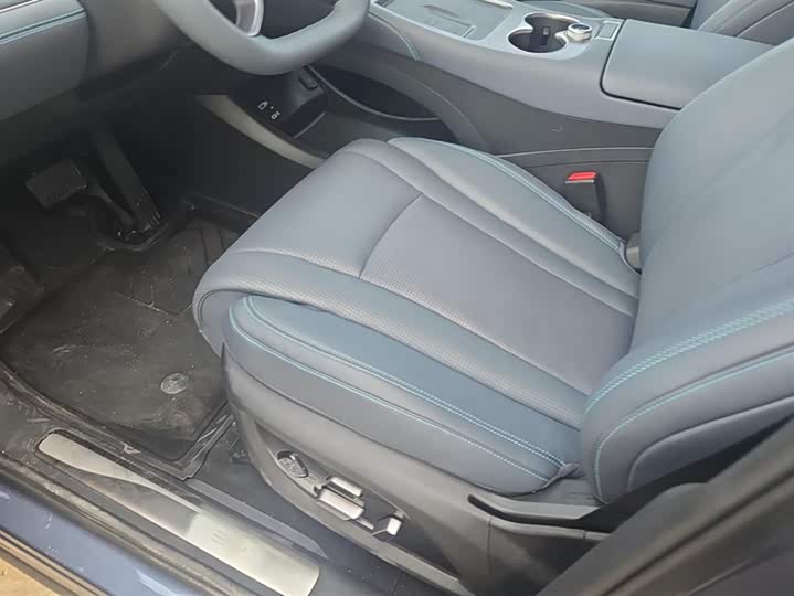 BYD Sea Lion 07 DM-i Hybrid 2025 2025款 150 领航+版