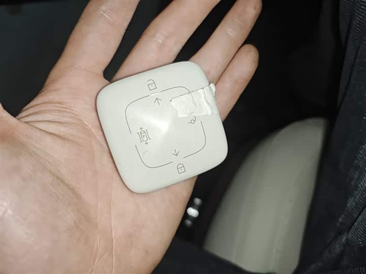 Zeekr X 2025 2025款 四座后驱魔方版