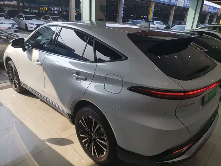 Toyota Venza 2023 2023款 2.0L CVT两驱尊贵版