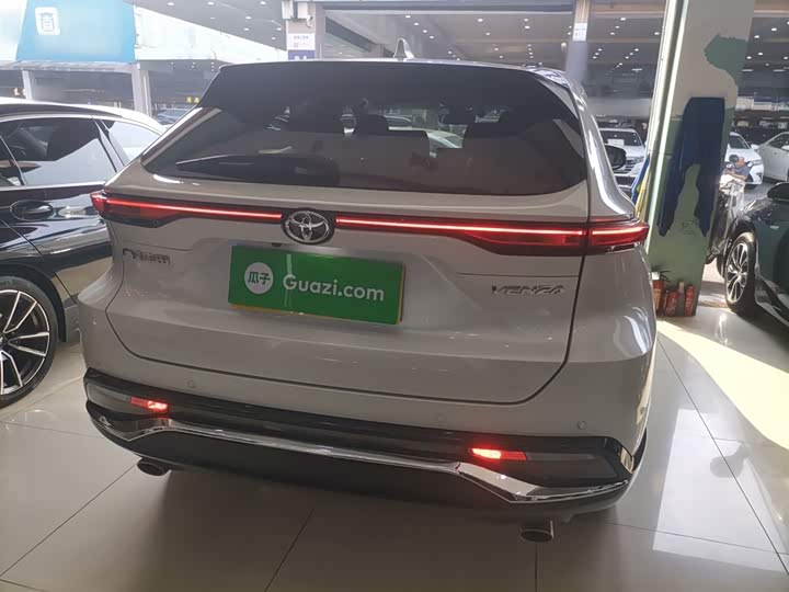 Toyota Venza 2023 2023款 2.0L CVT两驱尊贵版