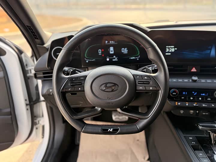 Hyundai Elantra N line 2023 2023款 240TGDi DCT N Line LUX尊贵版